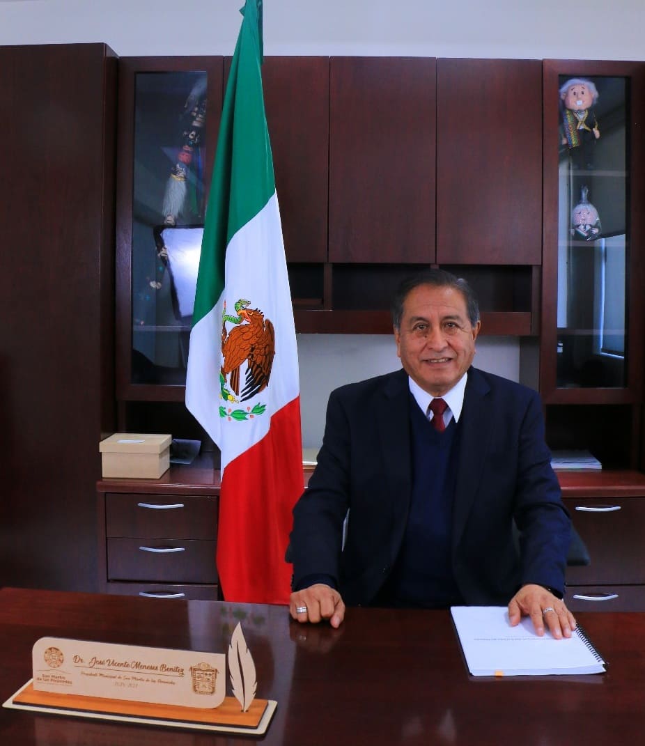 Foto del Dr. José Vicente Meneses